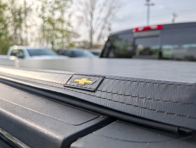 Used 2018 Chevrolet Silverado 1500 LTZ w/ Sport Package AWD/4WD image 8