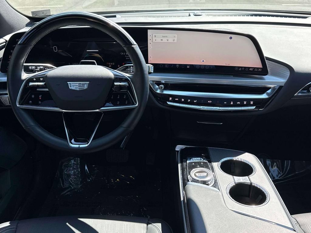 Used 2024 Cadillac Lyriq Luxury w/ LPO, Floor Liner Package image 31