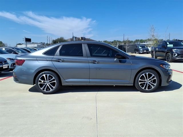 New 2026 Volkswagen Jetta Sport FWD image 4