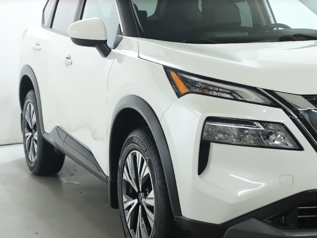 Used 2023 Nissan Rogue SV AWD/4WD image 9