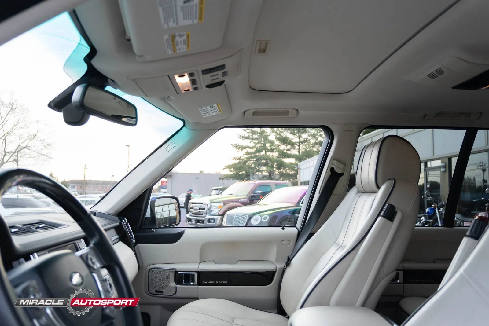 Used 2012 Land Rover Range Rover Supercharged AWD/4WD image 18