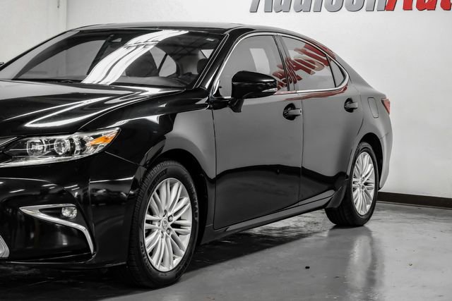 Used 2017 Lexus ES 350 w/ Accessory Package 2 FWD image 11