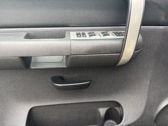 Used 2009 Chevrolet Silverado 1500 LT w/ Power Pack Plus image 13