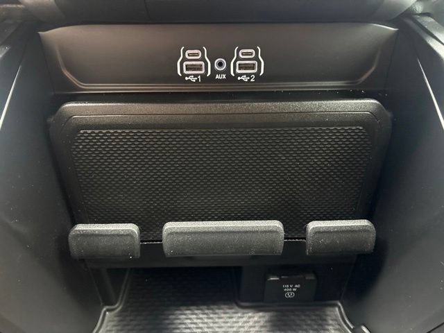Used 2025 RAM 1500 Big Horn AWD/4WD image 44