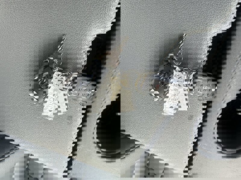 Used 2025 Ford F250 XL w/ XL Chrome Package image 29