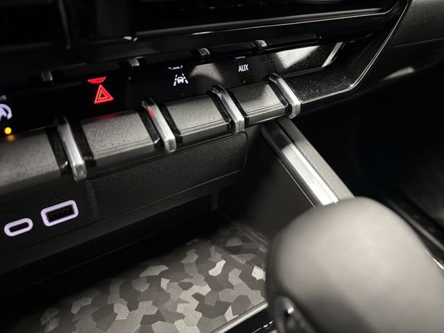 New 2026 GMC Canyon Elevation w/ Convenience Package RWD image 27