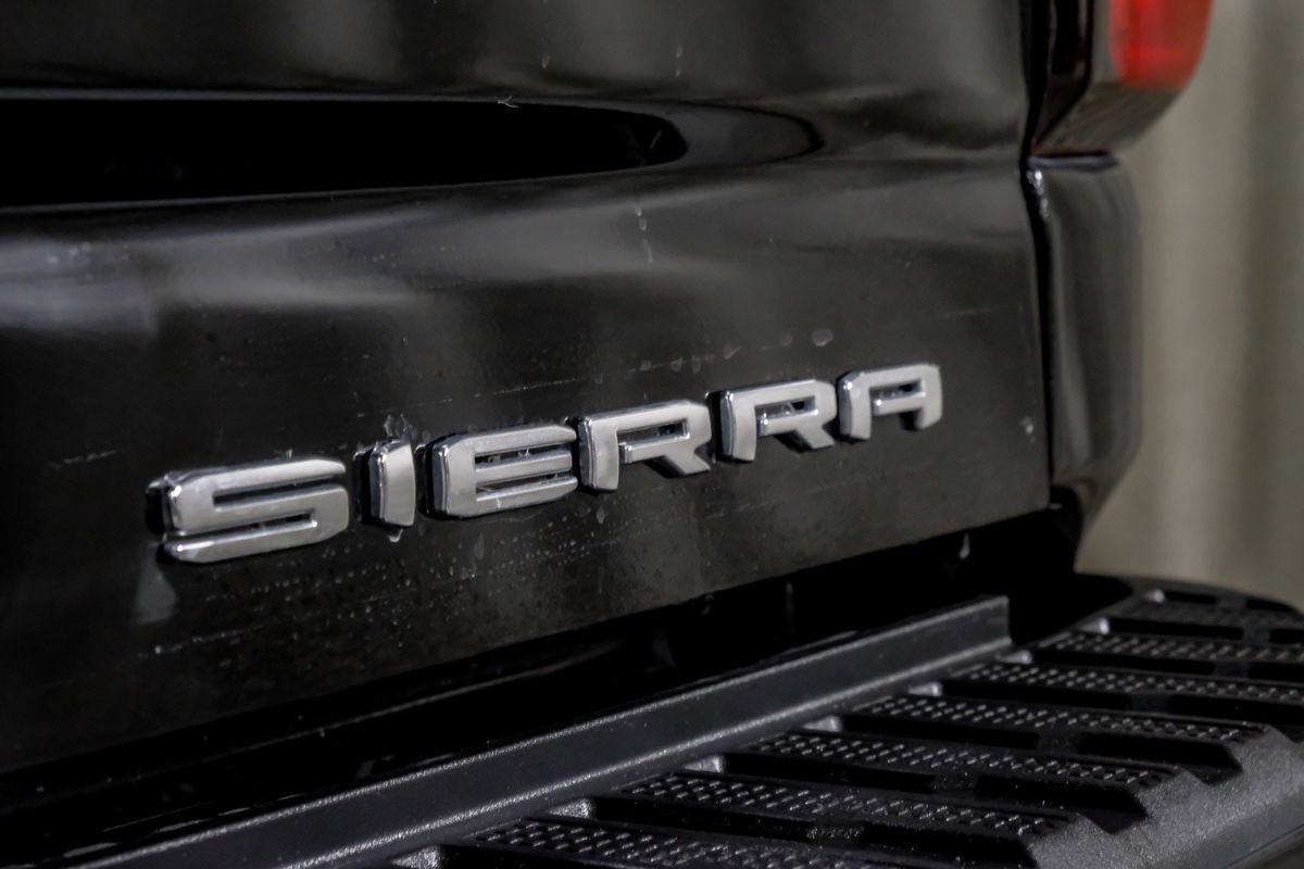 Used 2023 GMC Sierra 3500 Denali w/ Denali Ultimate Package AWD/4WD image 47