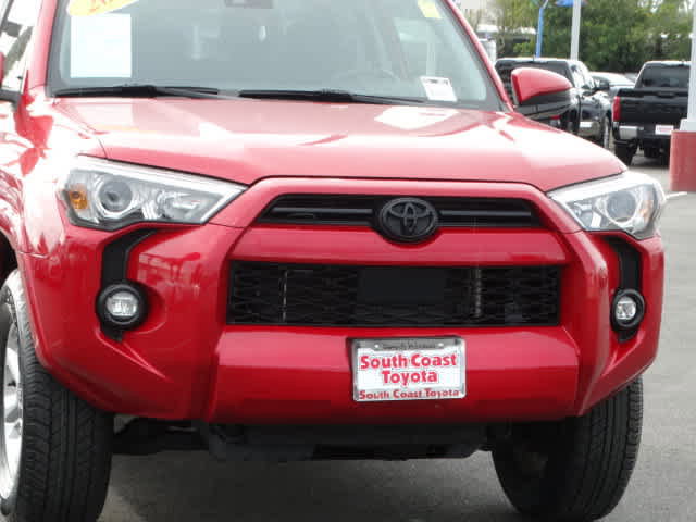 Certified 2024 Toyota 4Runner SR5 image 4