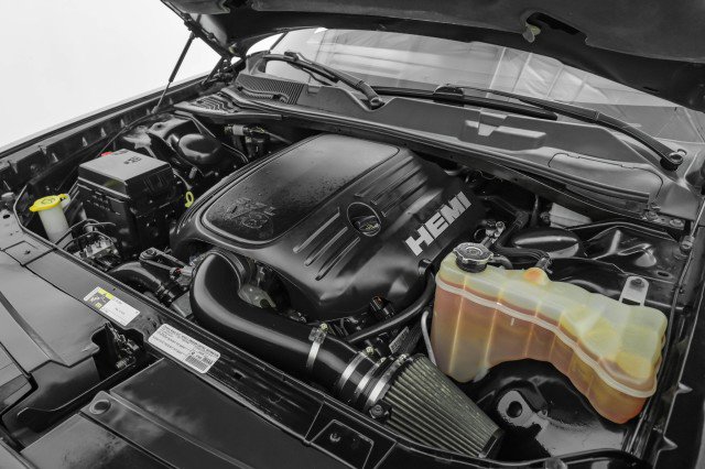 Used 2014 Dodge Challenger R/T image 34