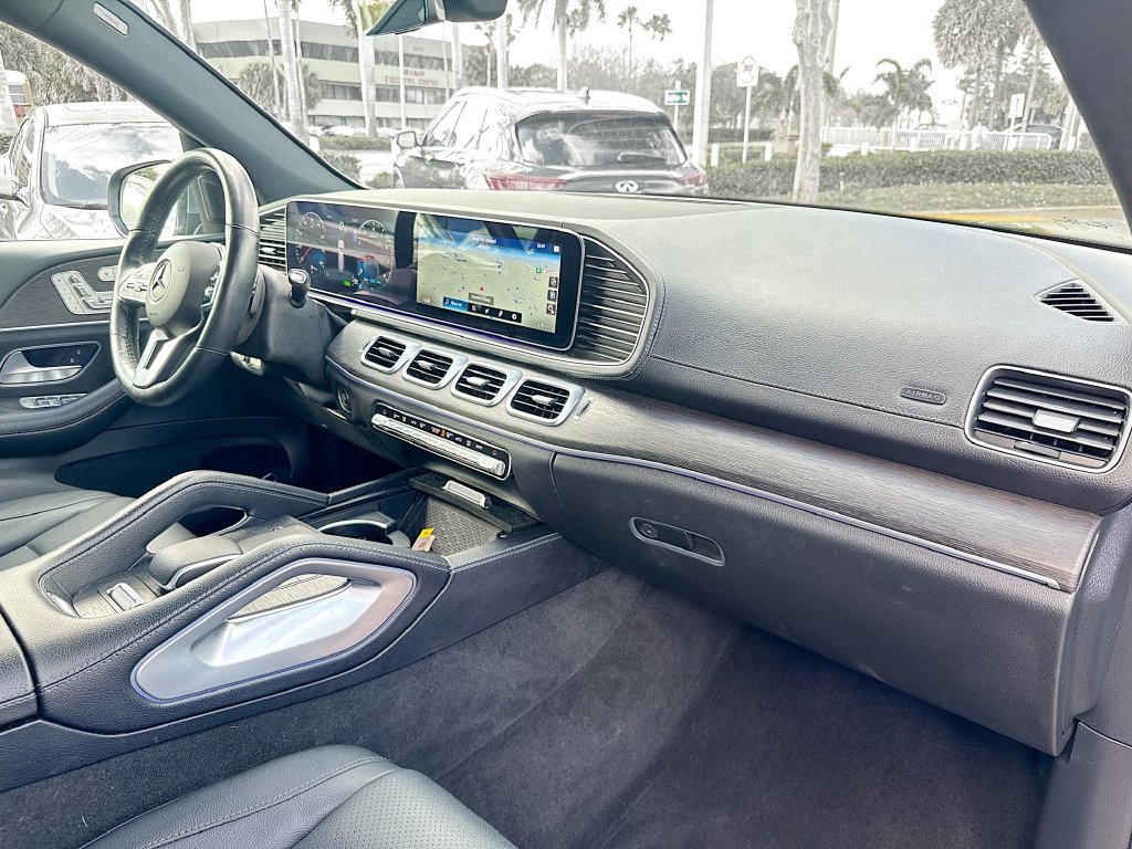 Used 2023 Mercedes-Benz GLS 450 4MATIC image 33