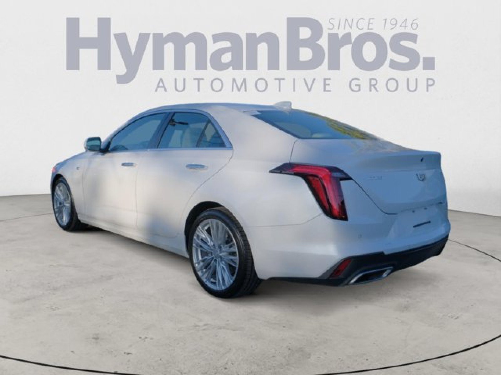 Used 2021 Cadillac CT4 Premium Luxury RWD image 5