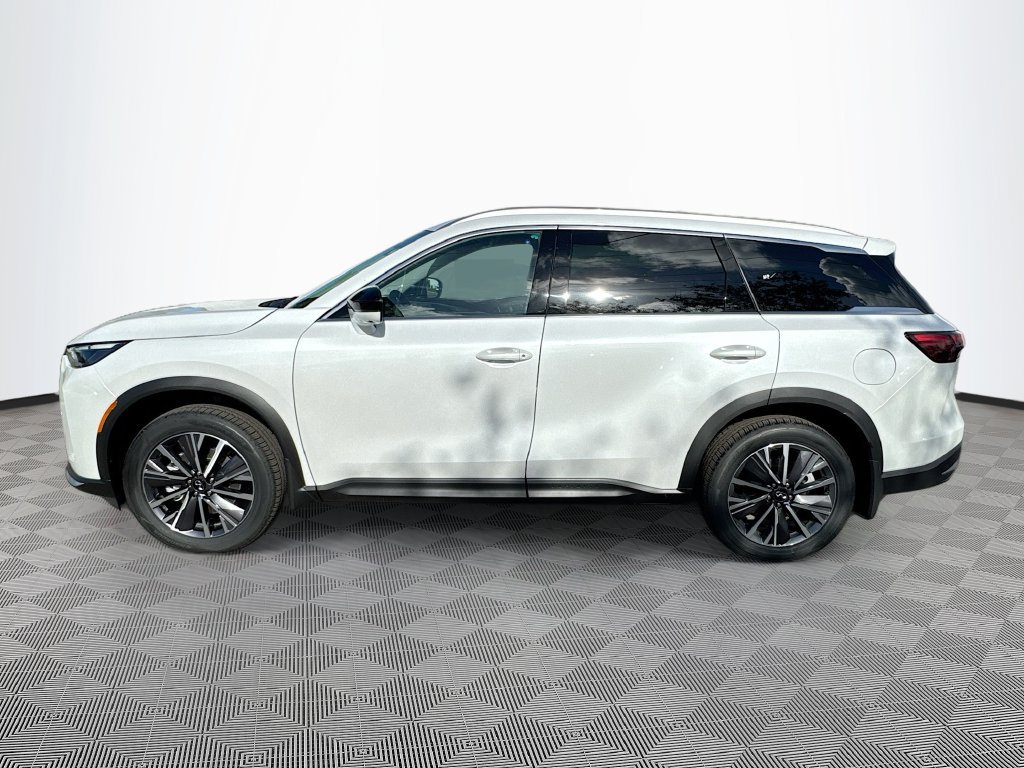 Used 2027 INFINITI QX60 Luxe w/ Cargo Package FWD image 9