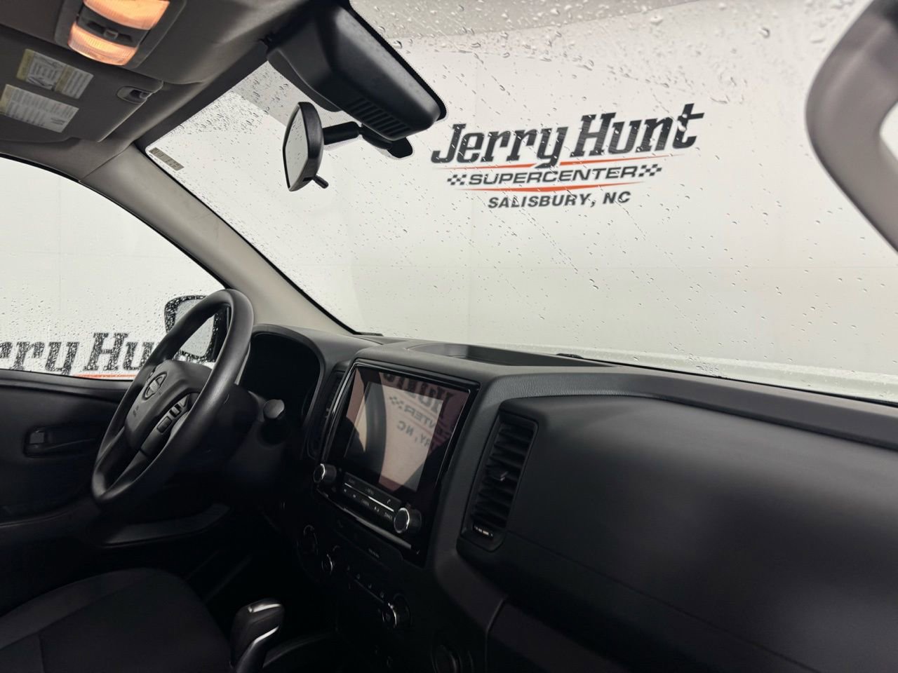 Used 2023 Nissan Frontier S w/ Tow Package image 29