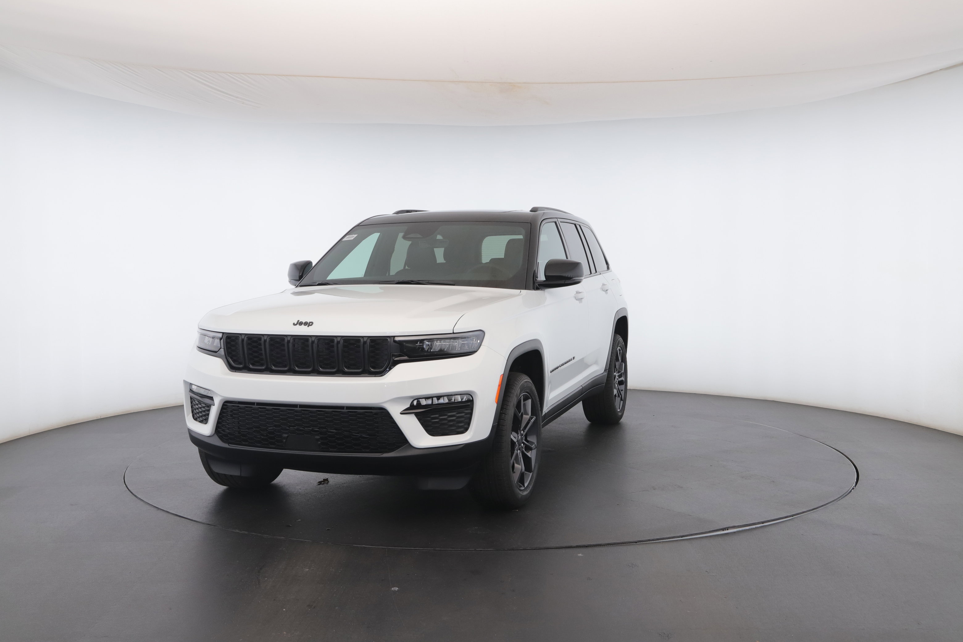 New 2025 Jeep Grand Cherokee Limited image 34