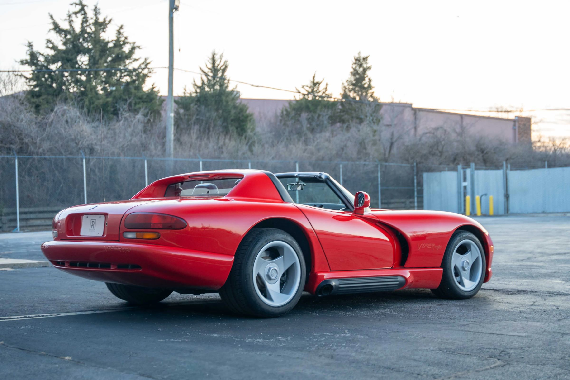Used 1993 Dodge Viper RT/10 image 4