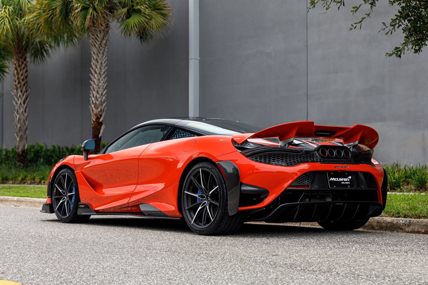 Used 2021 McLaren 765LT RWD image 27