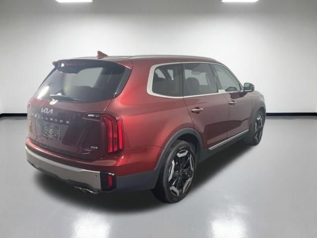 Used 2023 Kia Telluride S image 6