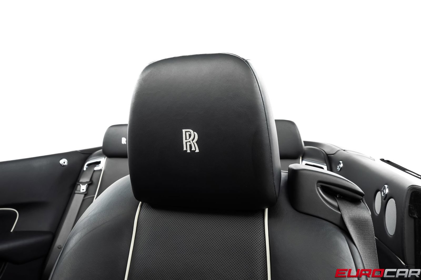 Used 2017 Rolls-Royce Dawn RWD image 40