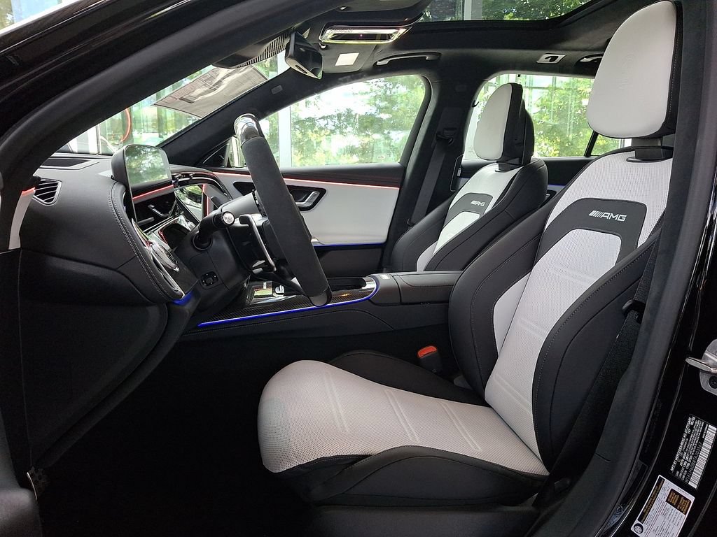 New 2026 Mercedes-Benz E 53 AMG e 4MATIC Wagon image 10