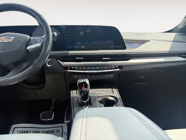 Certified 2024 Cadillac XT4 Sport AWD/4WD image 11