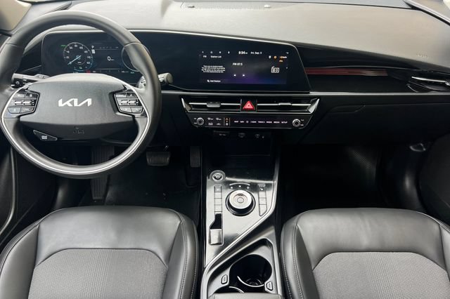 Used 2024 Kia Niro Wind FWD image 17
