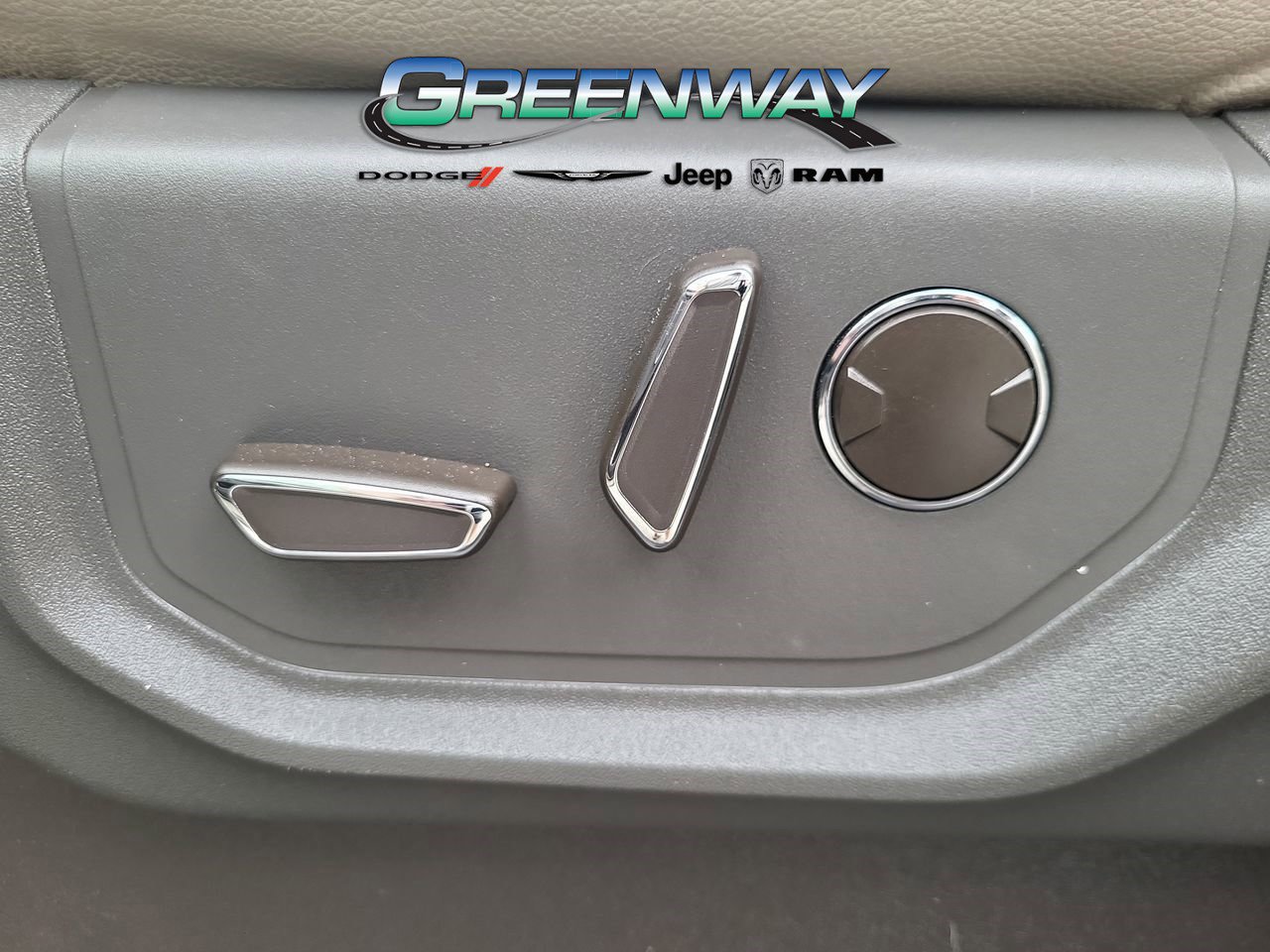 Used 2018 Ford Expedition Limited w/ Equipment Group 302A image 20