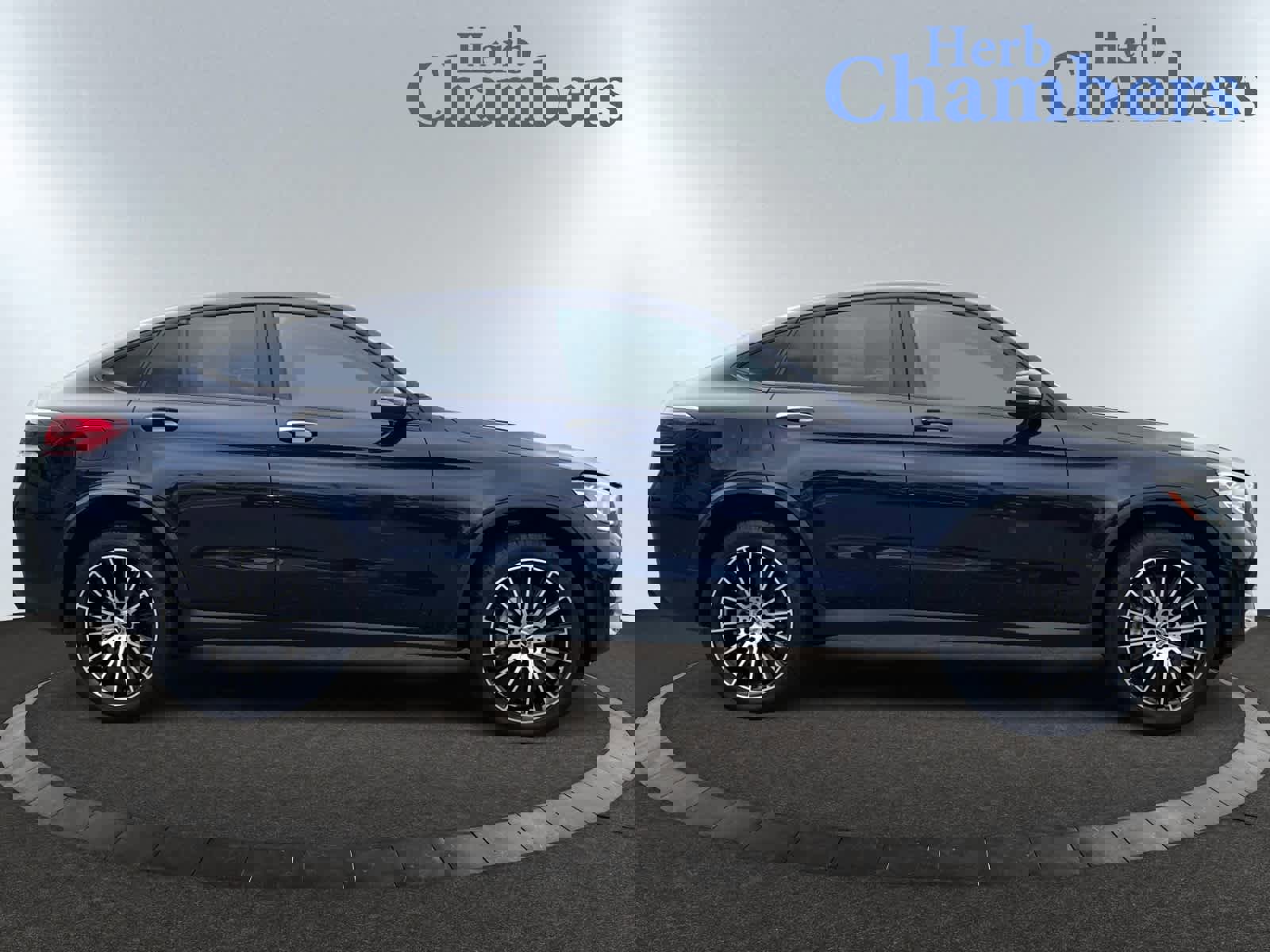 Used 2023 Mercedes-Benz GLC 300 4MATIC image 14