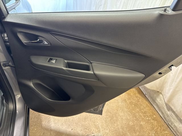 Certified 2023 Chevrolet Bolt LT w/ Infotainment Package FWD image 26