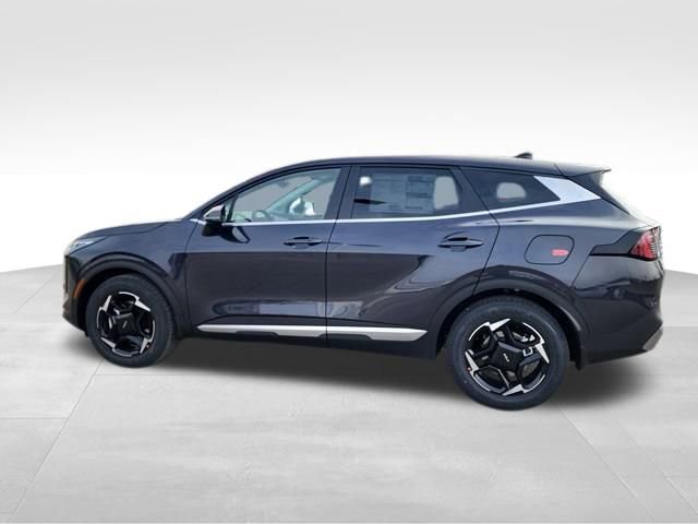 New 2026 Kia Sportage EX FWD image 7