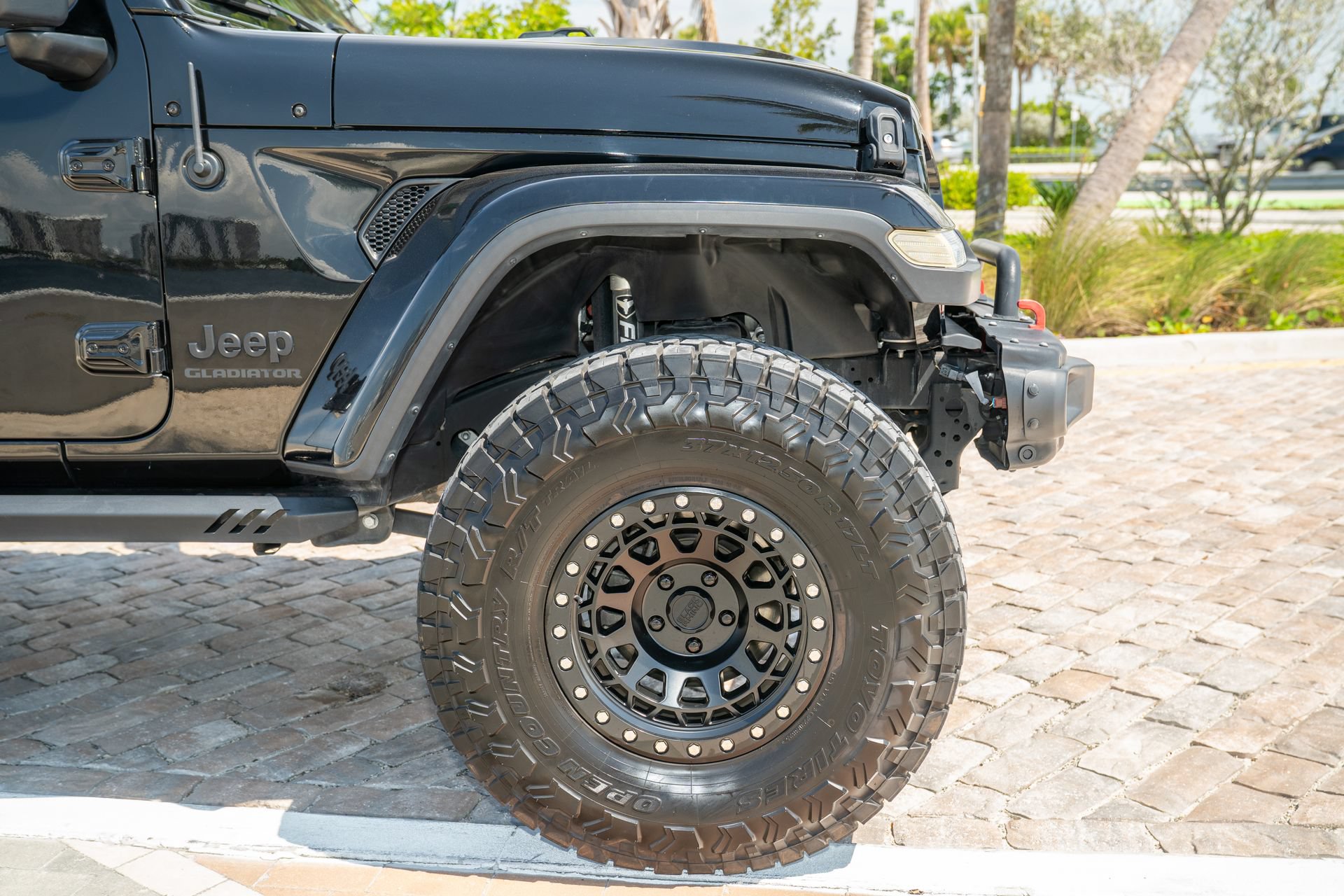 Used 2021 Jeep Gladiator Sport AWD/4WD image 13