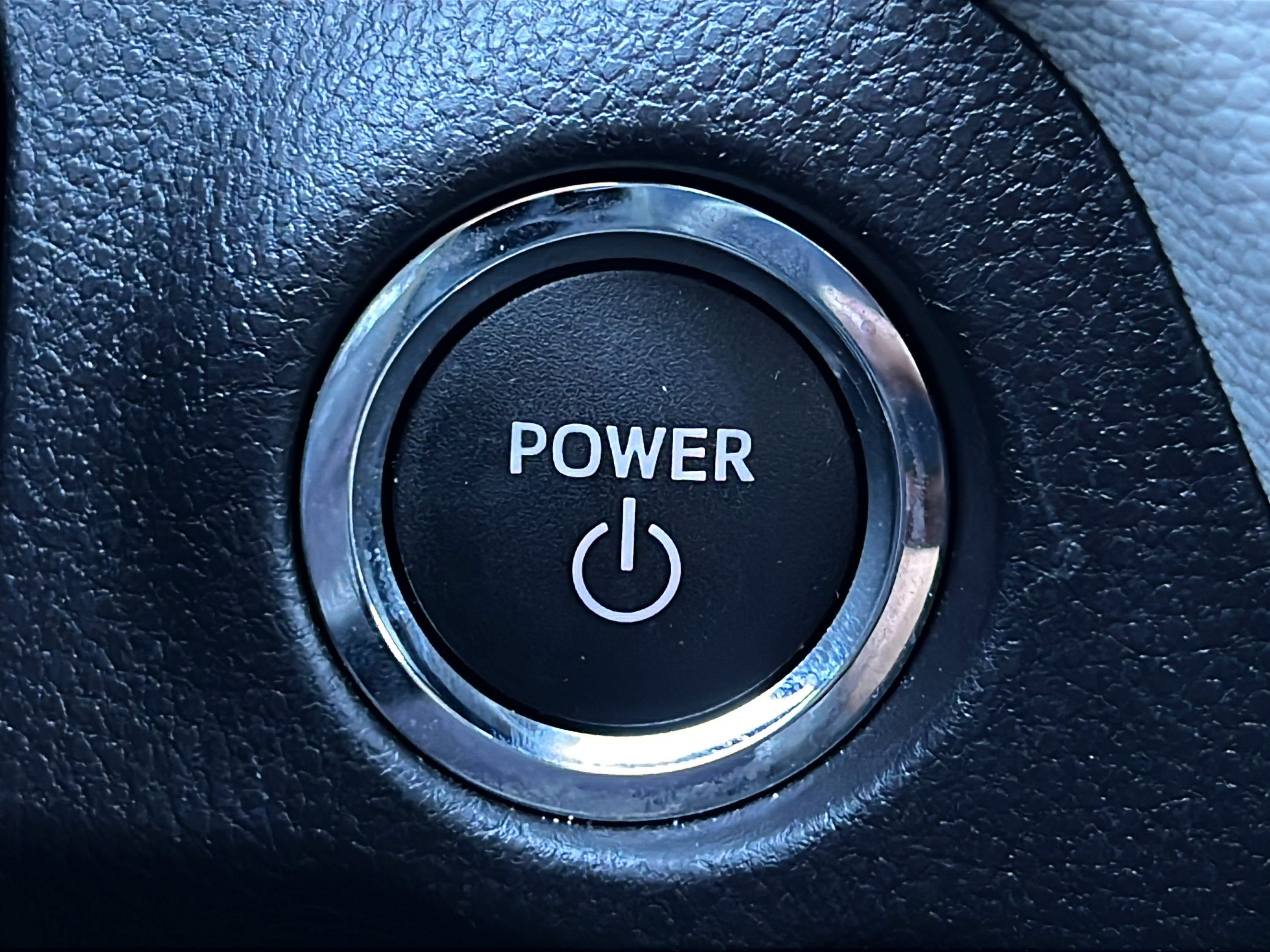 Used 2023 Toyota RAV4 Limited AWD/4WD image 22