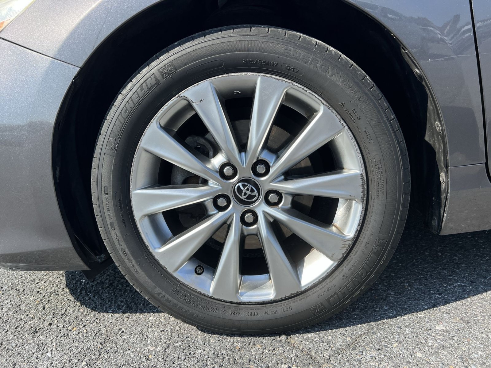 Used 2016 Toyota Camry XLE FWD image 10