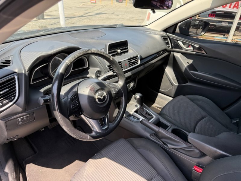Used 2014 MAZDA MAZDA3 i Touring FWD image 17