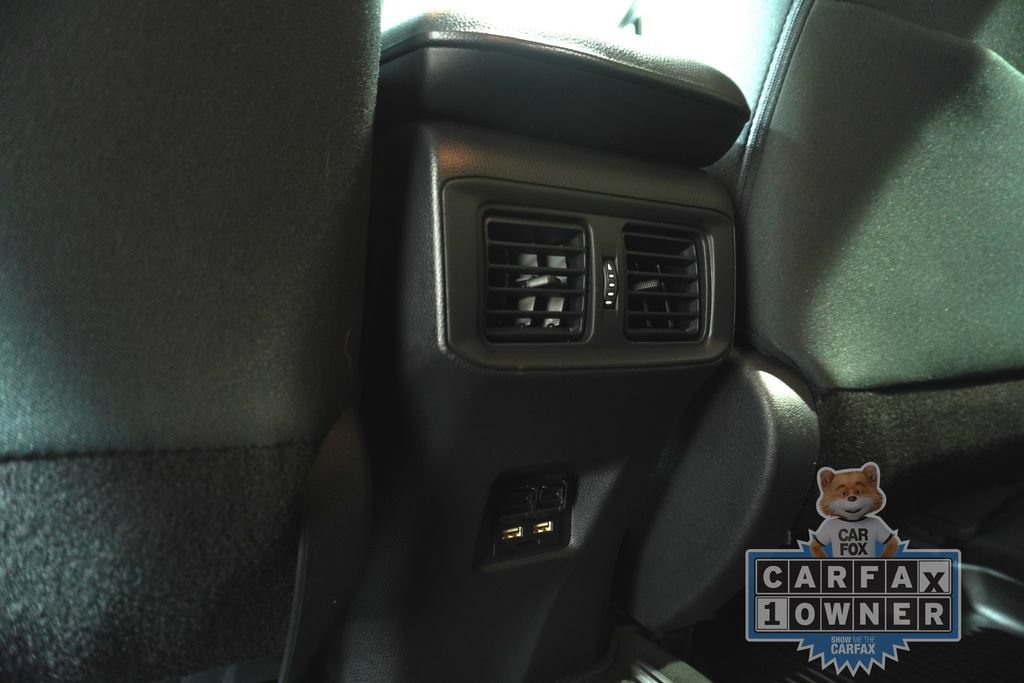 Used 2021 Toyota RAV4 XLE w/ Convenience Package AWD/4WD image 17