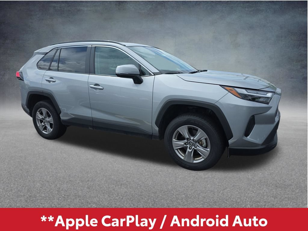 Used 2025 Toyota RAV4 XLE AWD/4WD image 3