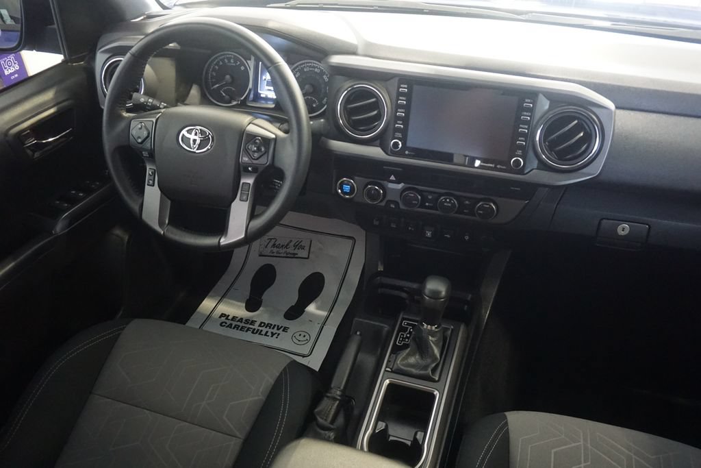 Certified 2023 Toyota Tacoma TRD Off-Road w/ Advanced Technology Package AWD/4WD image 28