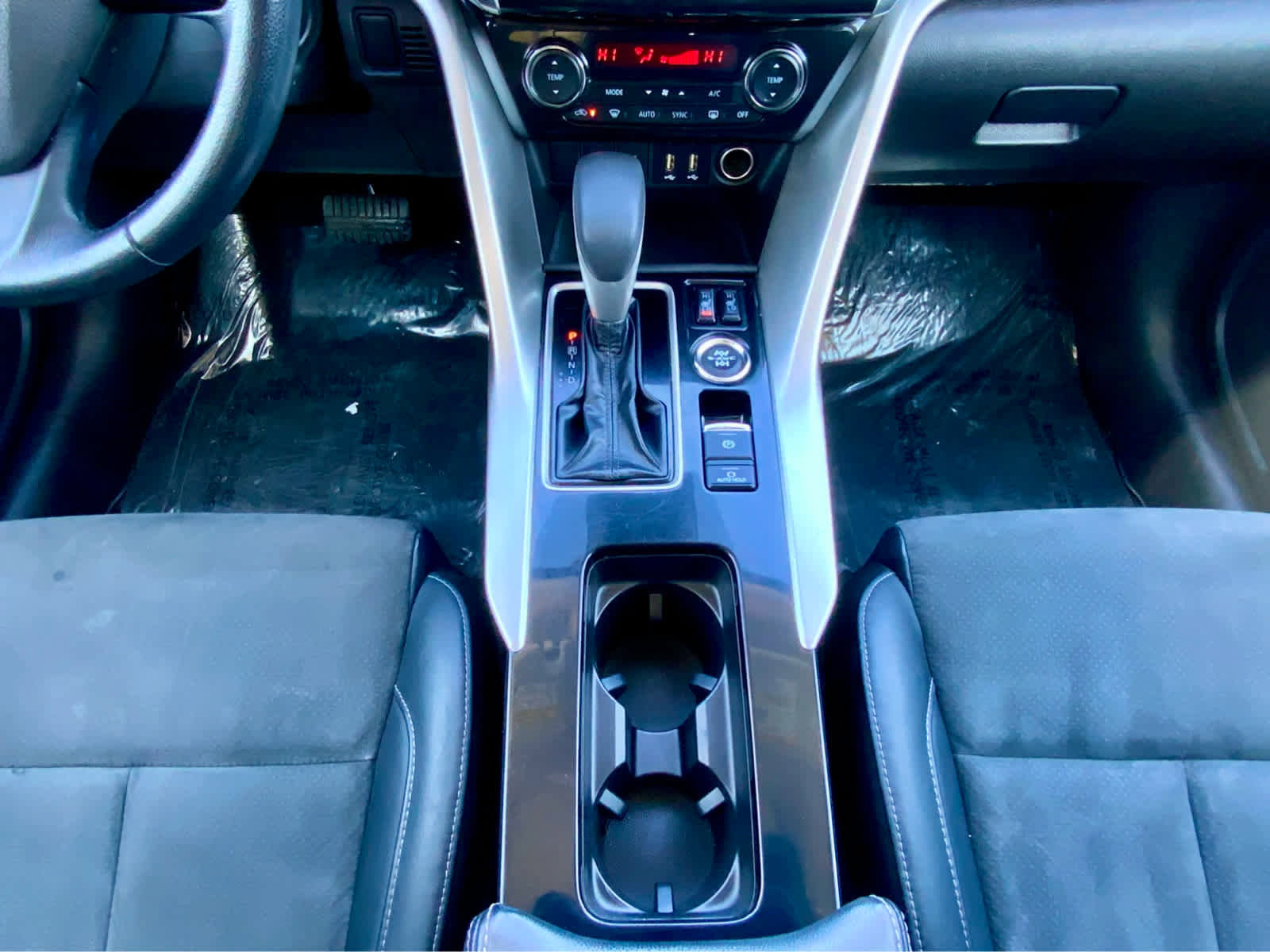 Used 2022 Mitsubishi Eclipse Cross SE image 40