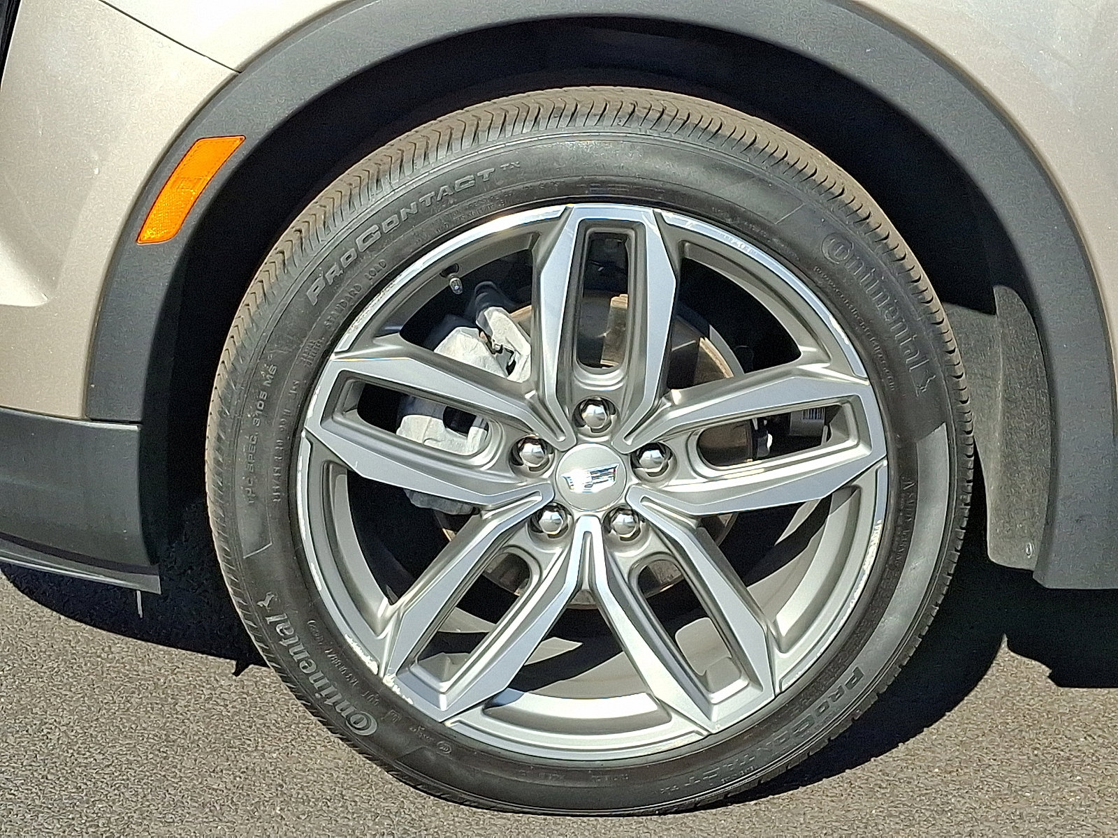 Certified 2023 Cadillac XT4 Sport w/ Cold Weather Package image 10