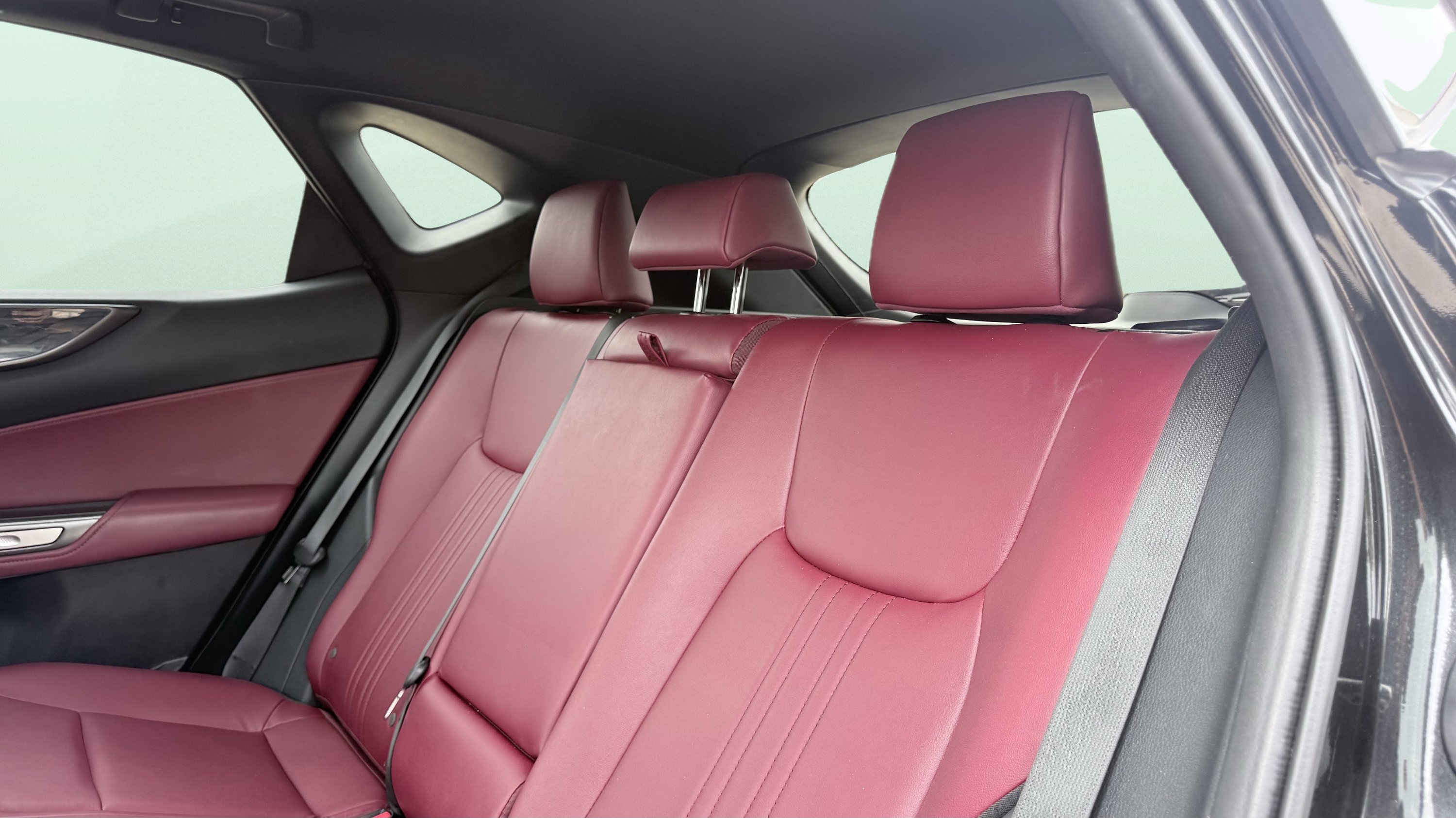 Used 2025 Lexus NX 350h AWD w/ Cold Area Package image 31