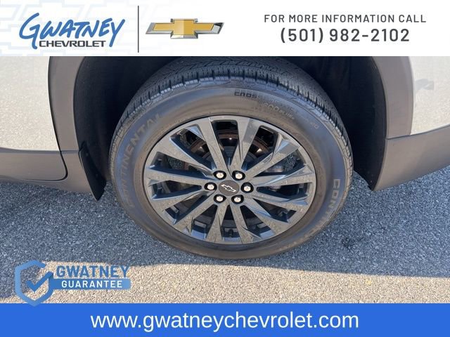Used 2023 Chevrolet Traverse RS w/ LPO, Floor Liner Package FWD image 10
