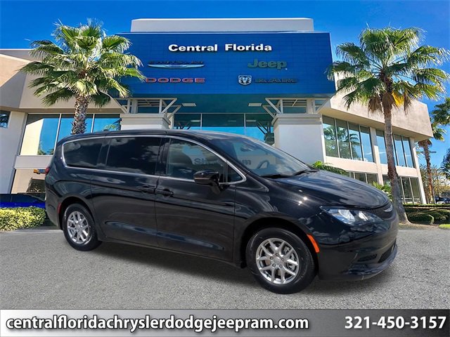 New 2026 Chrysler Voyager LX