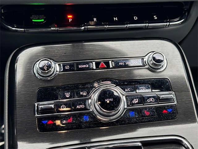 Used 2022 Lincoln Nautilus Reserve image 22
