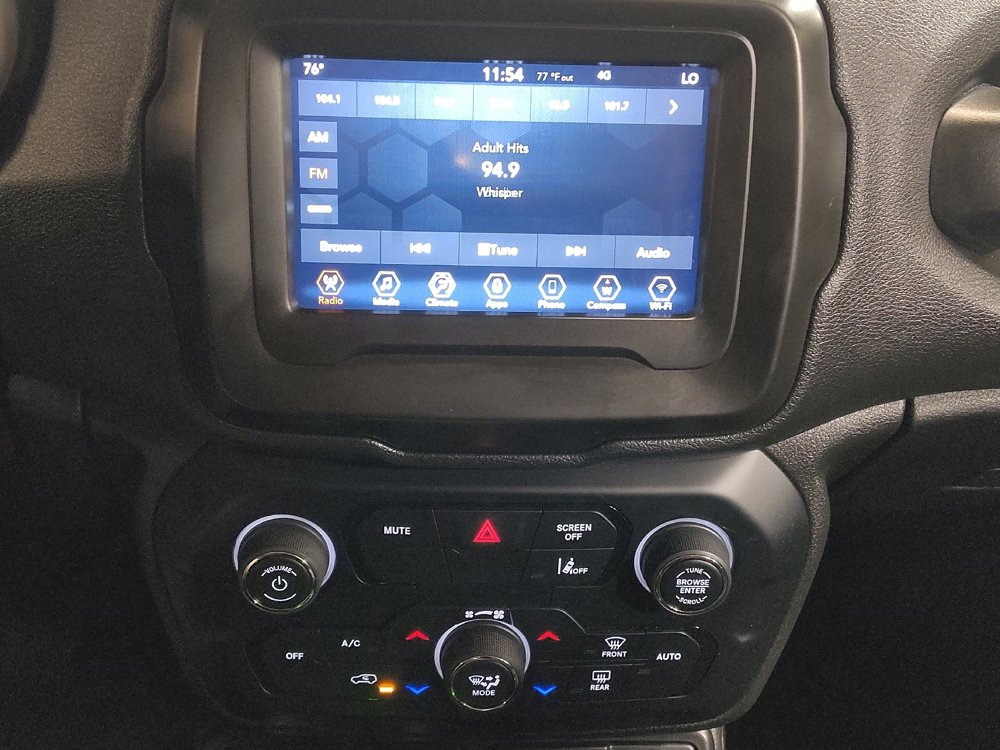 Used 2021 Jeep Renegade Latitude image 25