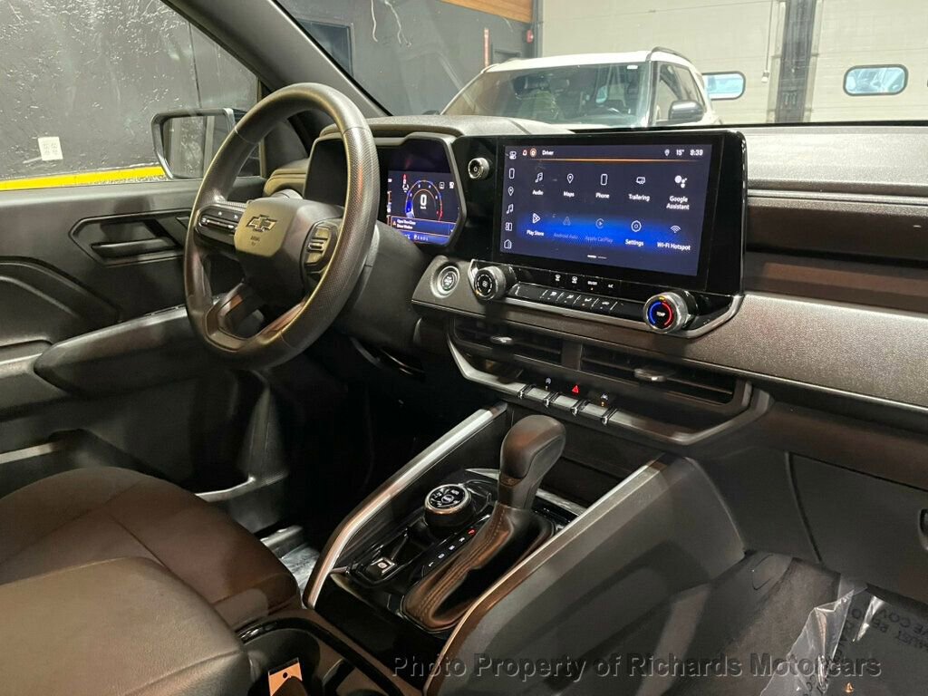 Used 2023 Chevrolet Colorado Trail Boss w/ Technology Package image 21