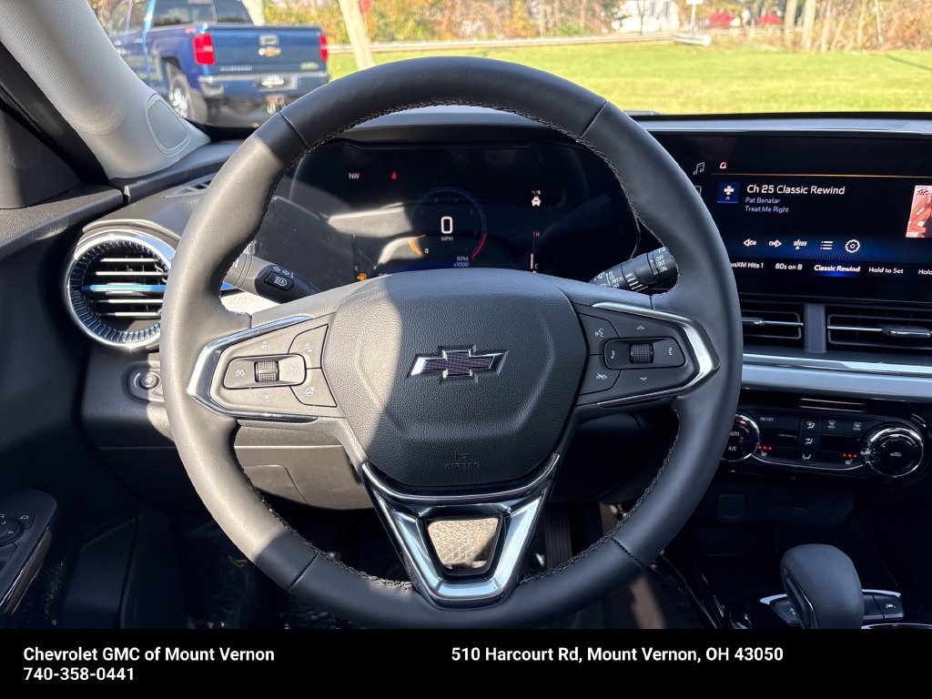 New 2026 Chevrolet Trax LT w/ Midnight Edition FWD image 18