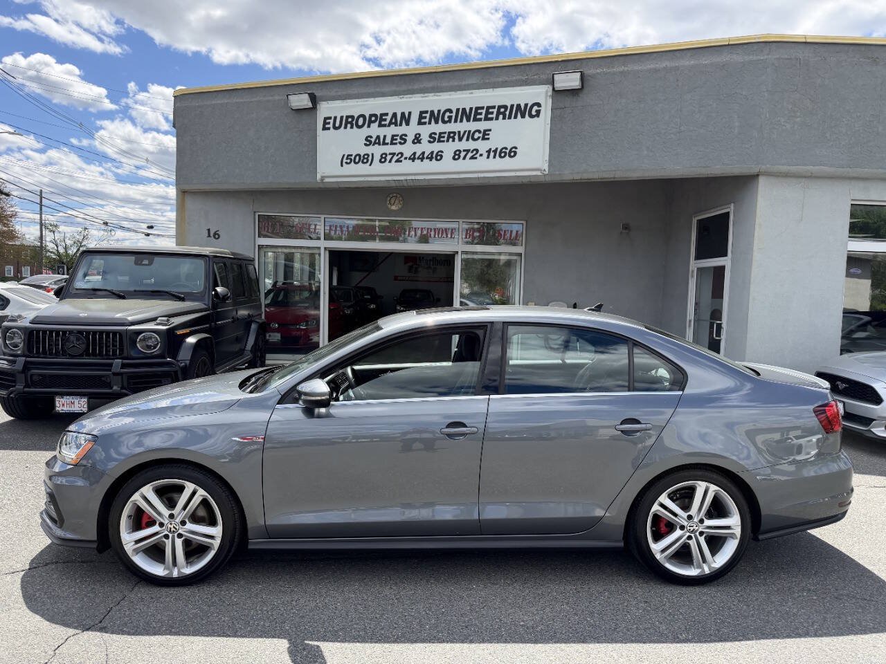 Used 2017 Volkswagen Jetta GLI FWD image 4