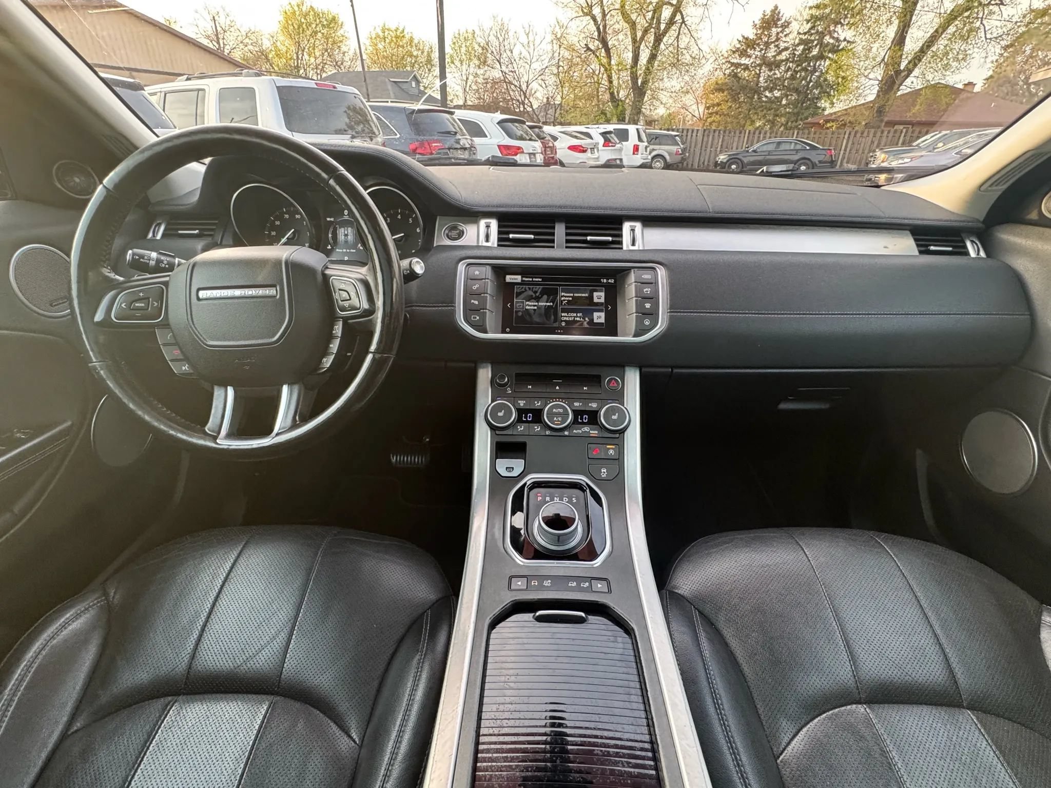 Used 2016 Land Rover Range Rover Evoque SE AWD/4WD image 2