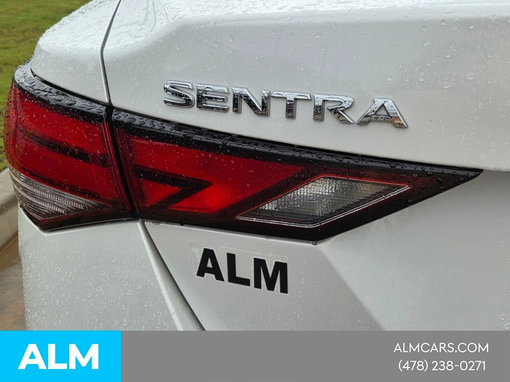 Used 2024 Nissan Sentra SV FWD image 9