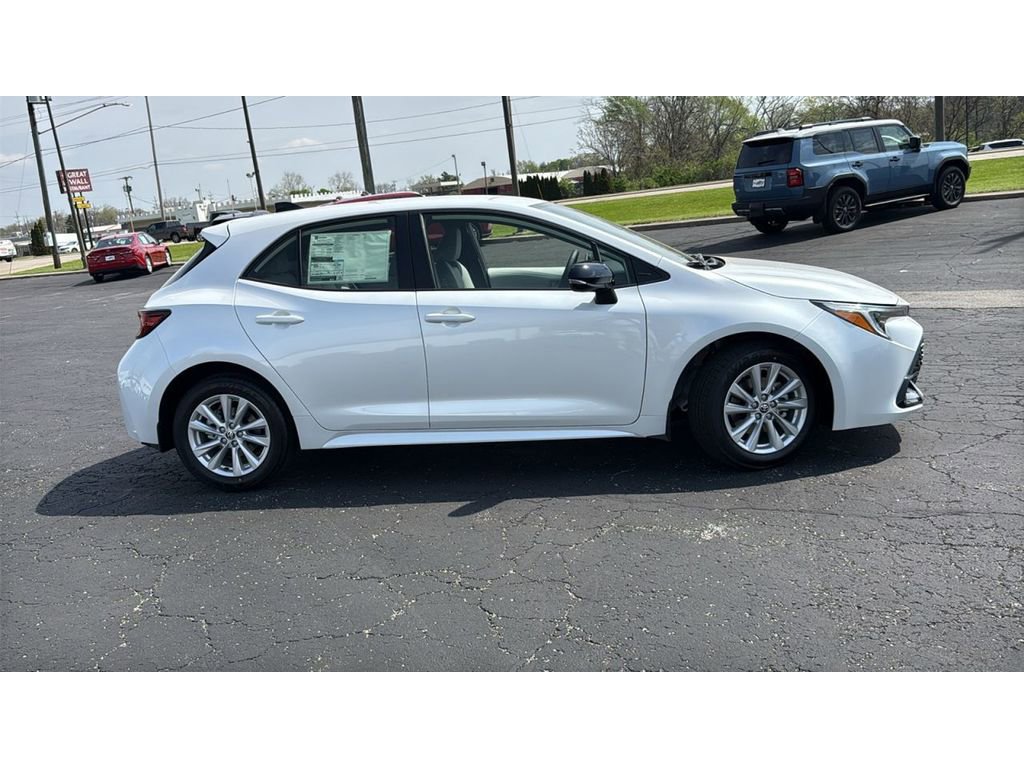 New 2026 Toyota Corolla SE FWD image 10