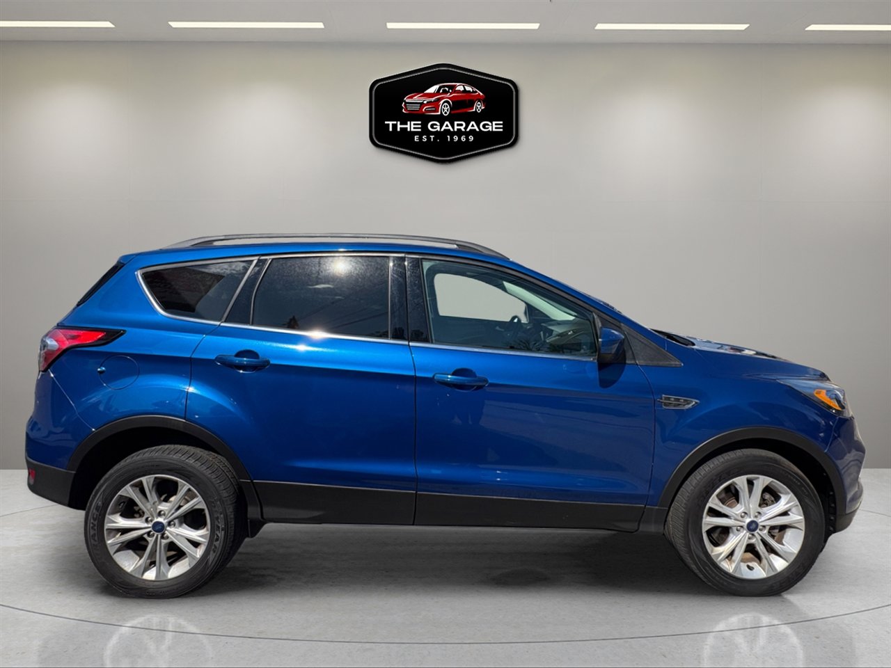 Used 2018 Ford Escape SEL w/ Ford Safe & Smart Package image 8